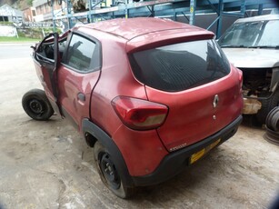 Renault Kwid 1.0 Expression Manual Red - 2018 STRIPPING FOR SPARES