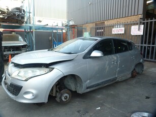 Renault Megane III 1.9 Manual Silver - 2011 STRIPPING FOR SPARES.