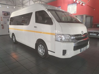 2022 Toyota Hiace 2.5 D-4D Bus 14 Seat