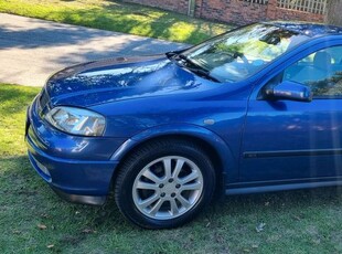 2004 opel astra 2 2 16v executive 1 owner immaculate condition, 132000km R72 500neg