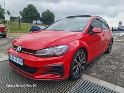 Volkswagen Golf 2018, Automatic, 2 litres - Emalahleni