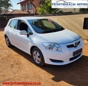 2008 Toyota Auris 1.4 RT Manual