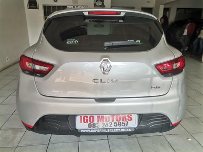 2014 Renault CLIO 900t Manual 86000km Mechanically perfect with Clothes Seat