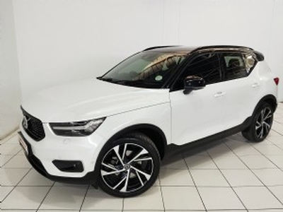 2020 Volvo XC40 T5 Geartronic R-Design AWD