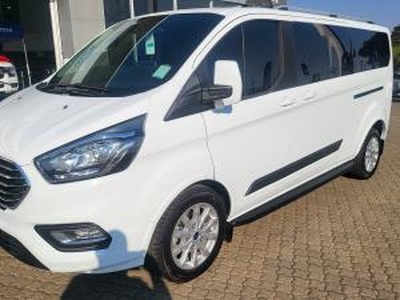 Ford Tourneo Custom 2.0SiT LWB Trend