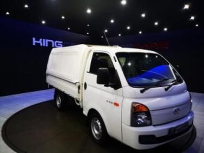 Hyundai H-100 Bakkie 2.6D deck (aircon)