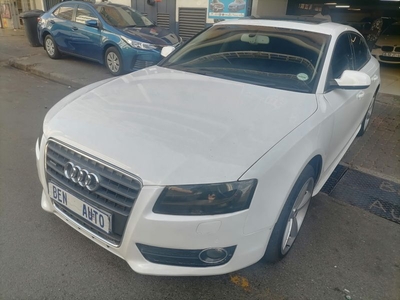 2011 Audi A5 Cabriolet 2.0 TFSI, White with 98000km available now!