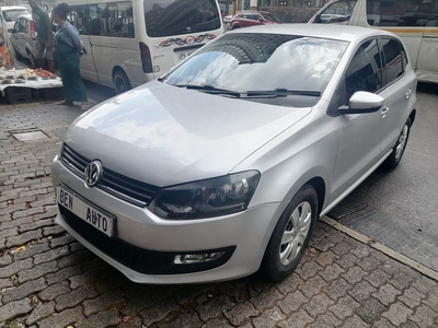 2011 Volkswagen Polo 1.4 Comfortline, Silver with 98000km available now!