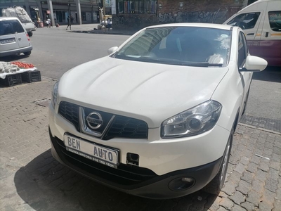 2013 Nissan Qashqai 1.6 Acenta, White with 160000km available now!