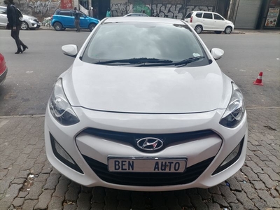 2014 Hyundai i30 1.8 GLS, White with 117000km available now!