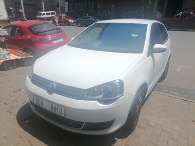 2014 Volkswagen Polo Vivo Hatch 1.4 Trendline, White with 85000km available now!