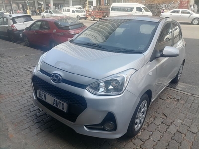 2018 Hyundai Grand i10 1.2 Fluid, Silver with 50000km available now!
