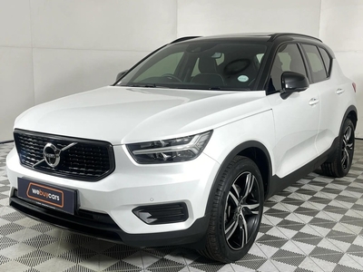 2022 Volvo XC40 T4 R-Design Geartronic