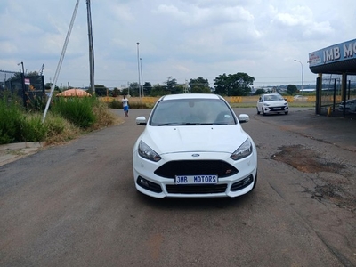 Used Ford Focus 2.0 EcoBoost ST1 for sale in Gauteng