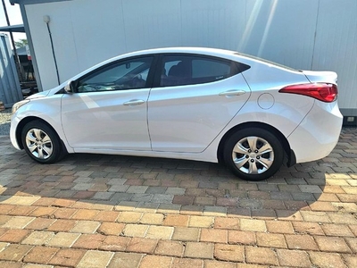 Used Hyundai Elantra 1.6 Premium for sale in Gauteng