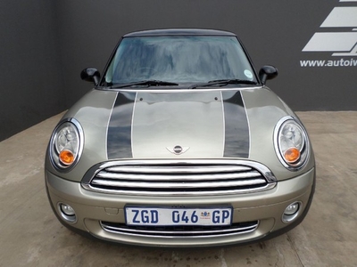 Used MINI Hatch Cooper 3Dr Manual for sale in Gauteng