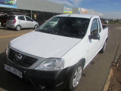 Used Nissan NP200 1.6 S for sale in Gauteng