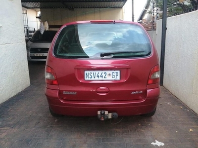 Used Renault Scenic 1.6 Expression for sale in Gauteng