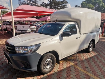 Used Toyota Hilux 2.4 for sale in Gauteng