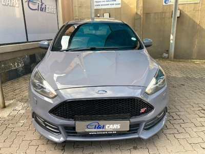 Used Ford Focus 2.0 EcoBoost ST3 for sale in Kwazulu Natal