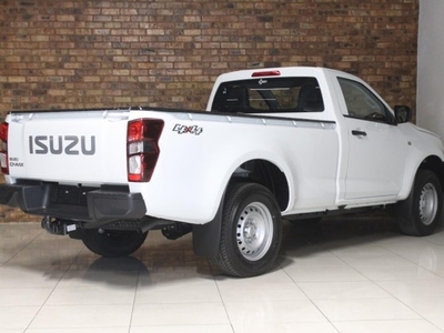 Used Isuzu D