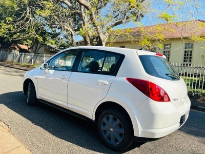 Used Nissan Tiida 1.6 Acenta for sale in Kwazulu Natal