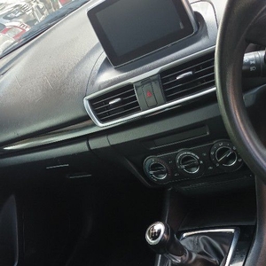 Mazda3 1.6 Dynamic manual Petrol