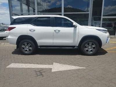Toyota Fortuner 2018, Manual, 2.4 litres - East London