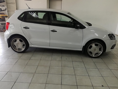 2017 Volkswagen Polo TSi 1.2Trendline Hatchback 73,000km R130,000