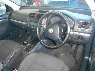 2005 Volkswagen Golf 1.6 Trendline MK5 90,000km Sunroof Manual Hatch Cloth Seats