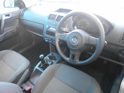 2011 Volkswagen Polo Vivo 1.4 Hatch Trend-Line Manual 76,000km Cloth Seats Well