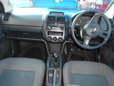 2011 Volkswagen Polo Vivo 1.4 TrendLine Hatch Manual Cloth Seats Well M