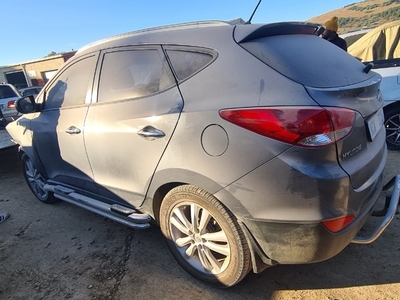 Hyundai ix35 2013 model with G4KD engine stripping for spares code 2