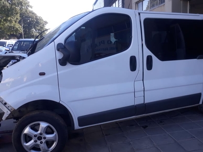 Opel Vivaro 1.9dci Stripping for spares