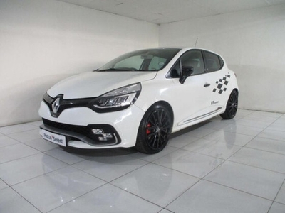 Used Renault Clio IV 1.6 RS 220 Auto Trophy for sale in Gauteng
