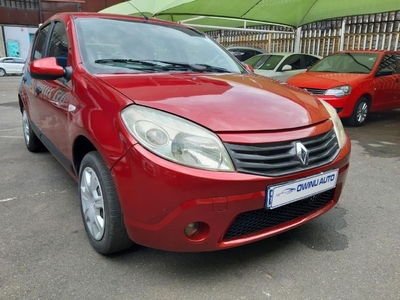 Used Renault Sandero 1.6 Dynamique for sale in Gauteng