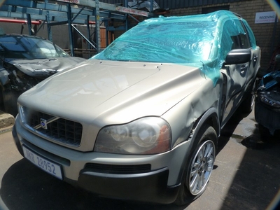 Volvo XC90 T6 AWD AT Gold - 2015 STRIPPING FOR SPARES