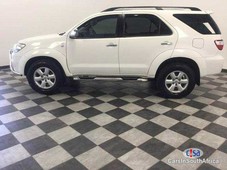 Toyota Fortuner V6 4.0 Automatic 2010