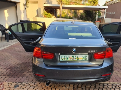 2012 BMW 320i for sale