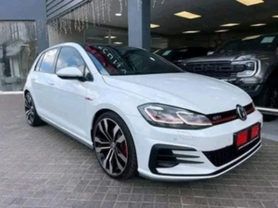 Volkswagen Golf 2019, Automatic, 2 litres - Johannesburg