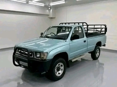 Toyota Hilux 1996, Manual, 2 litres - Randfontein