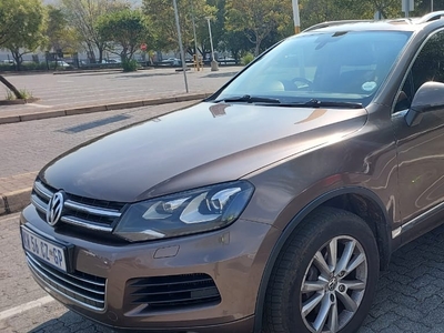 2011 VW Touareg TDI engine in a good condition
