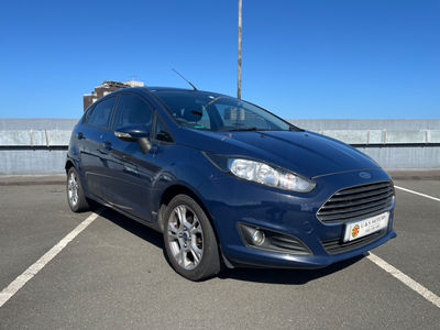 2013 Ford Fiesta 1.4 trend in excellent condition, full service history,
