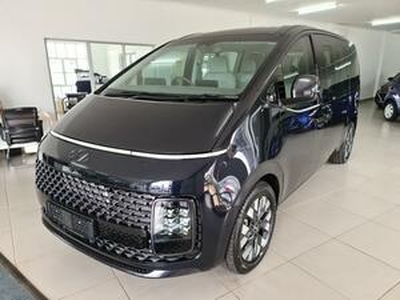 Hyundai Grand Starex 2022, Variomatic, 3 litres - Potchefstroom