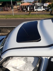 2013 Discovery 4 Panoramic Sunroof For Sale