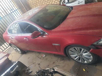 2014 Jaguar XF 3.0l V6 S/C Stripping for Spares