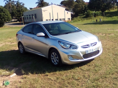 2016 HYUNDAI ACCENT 1.6 AUTO GLS FLUID. In a good condition. full house.
