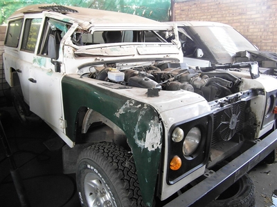 Land Rover Defender 110 TD5 - Stripping for Spares