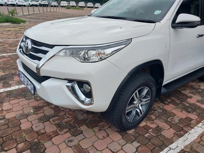 Toyota Fortuner 2.4GD 6 auto