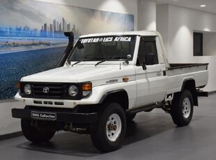 1988 Toyota Land Cruiser 4.5 Pick Up For Sale in KwaZulu-Natal, Umhlanga